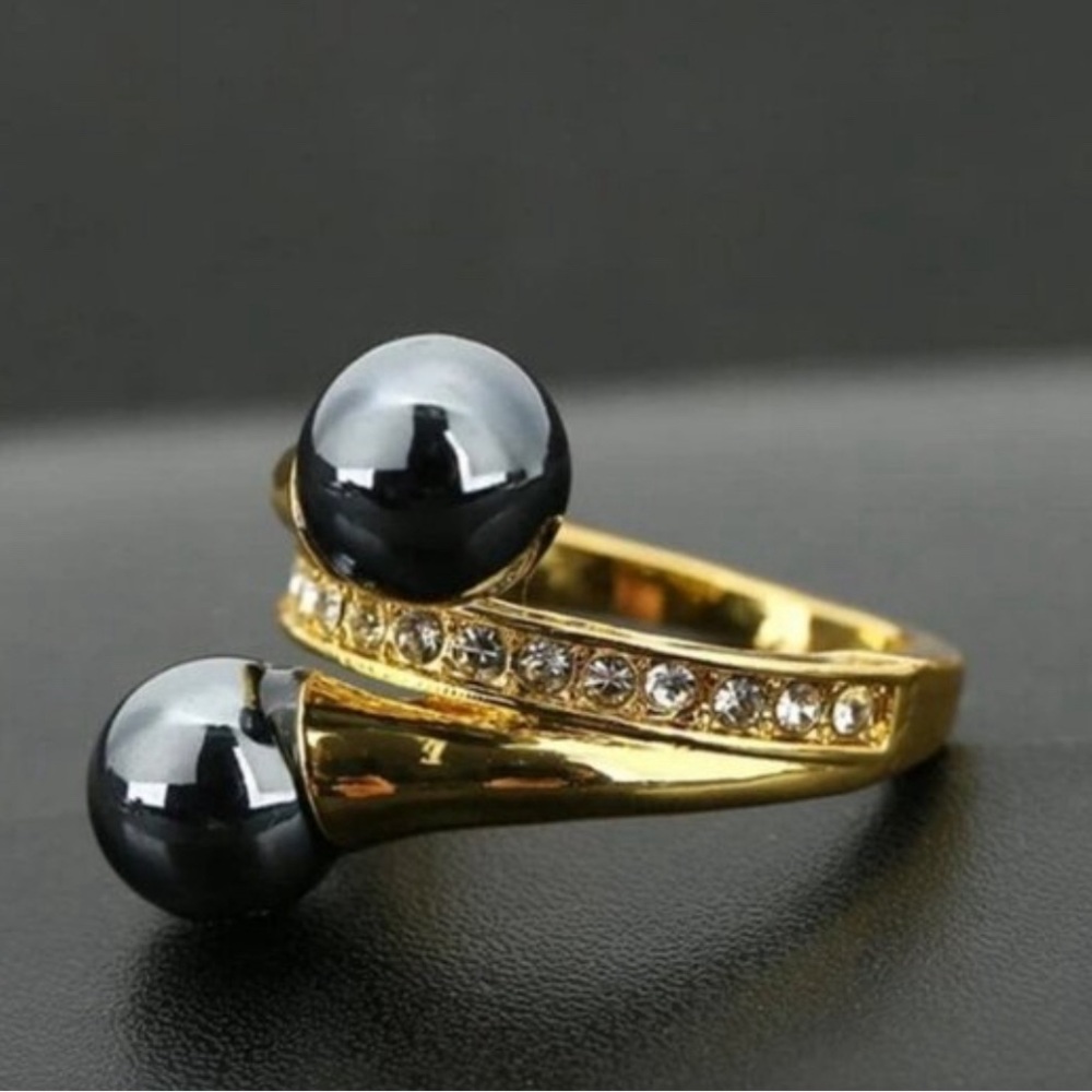BLACK RING Womens 8
